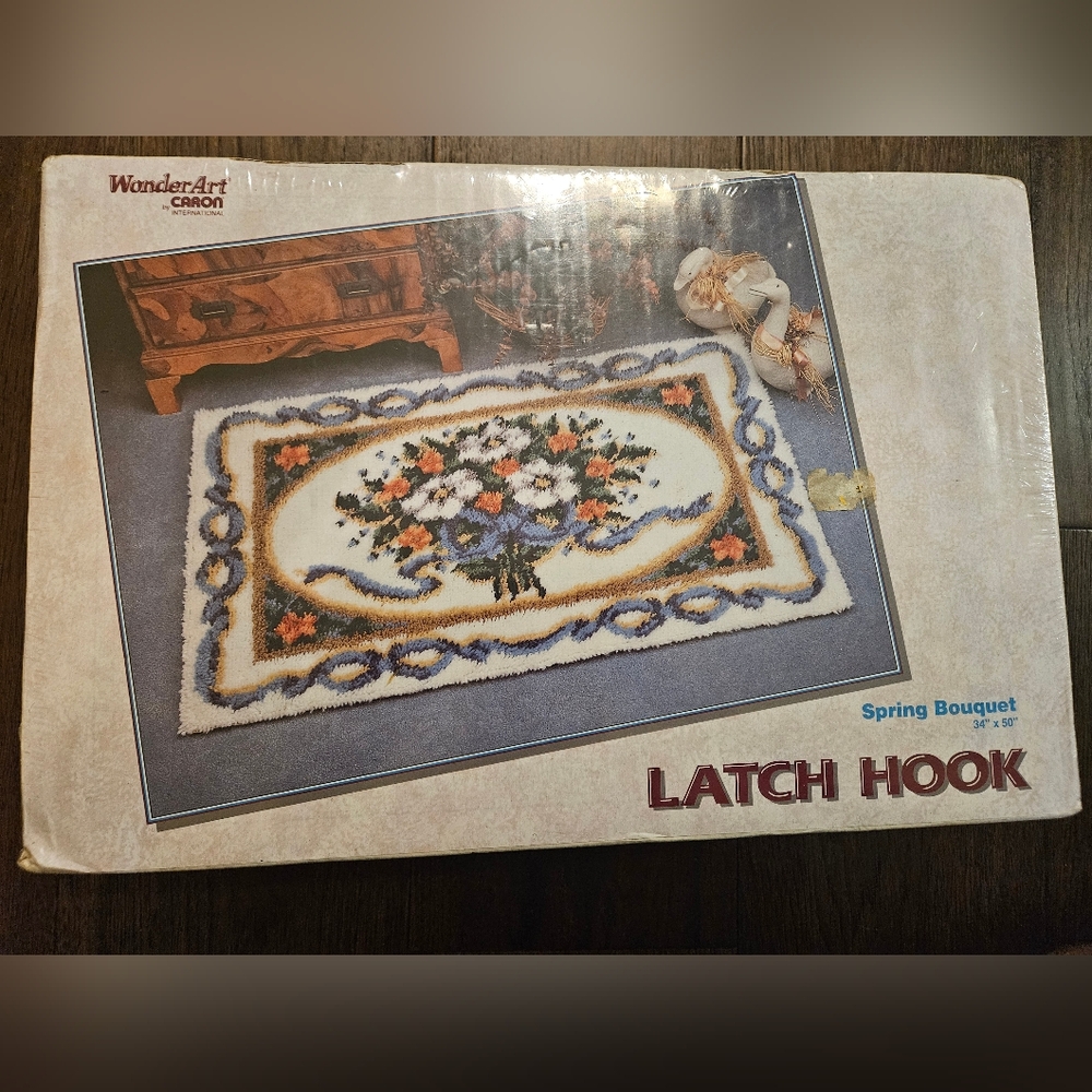 Wonder Art 4494 Spring Bouquet 34" × 50" Latch Hook Kit ~ SEALED IN BOX  New. 